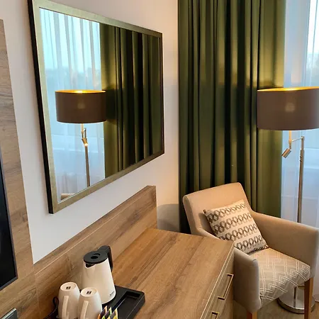 Hotel Park Flora 4*