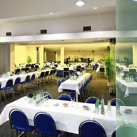 Park Flora Hotel